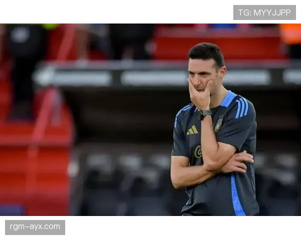 阿根廷主帅斯卡洛尼:从临时救火到世界杯冠军的传奇旅程 阿根廷主帅斯卡洛尼:从临时救火到世界杯冠军的传奇旅程