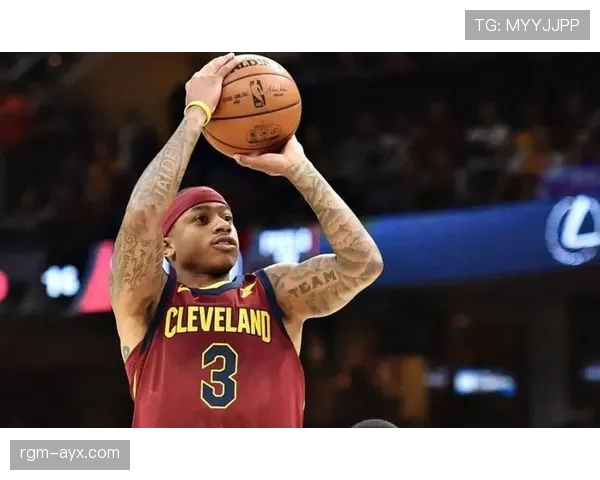 穆西亚拉无球跑动效率飙升，战术大师激活攻防转换新引擎