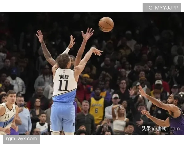 戴维斯进攻创造力爆发,率队逆转取胜表现抢眼 戴维斯进攻创造力爆发,率队逆转取胜表现抢眼